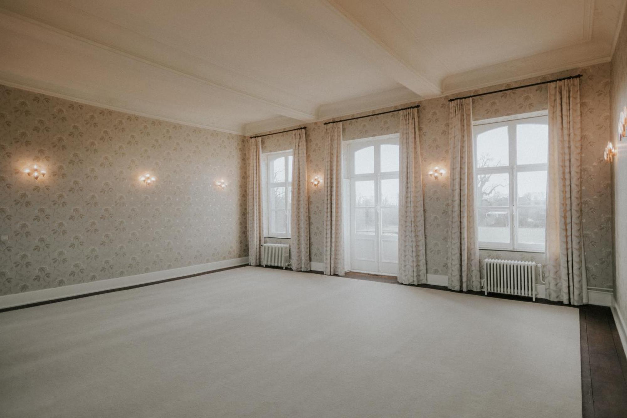 Chateau De Looz 外观 照片